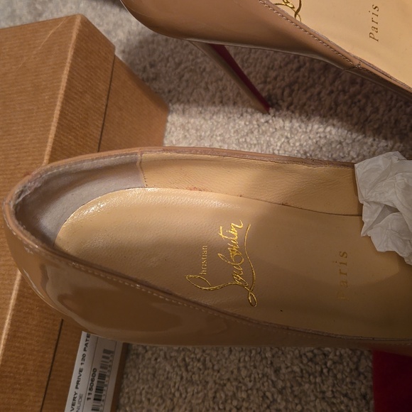 Gently worn CL heels - Picture 9 of 13